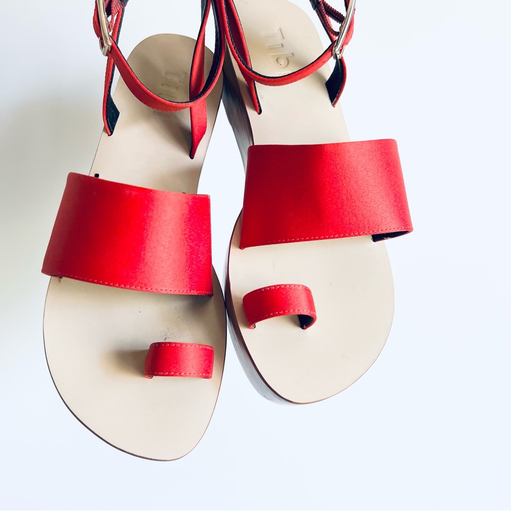 Tibi Janie Satin Flatform Sandal Red Satin Size 8 - Picture 12 of 16